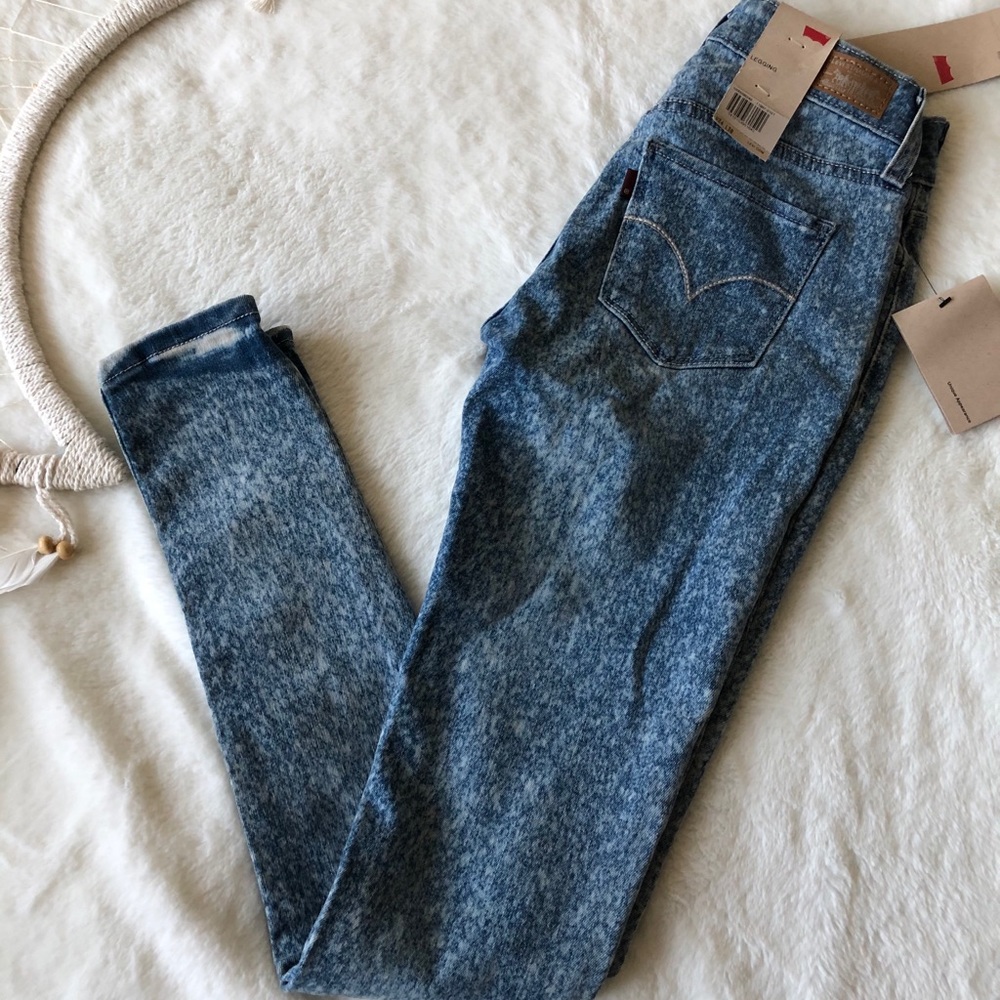 Levi Skinny jeans NWT